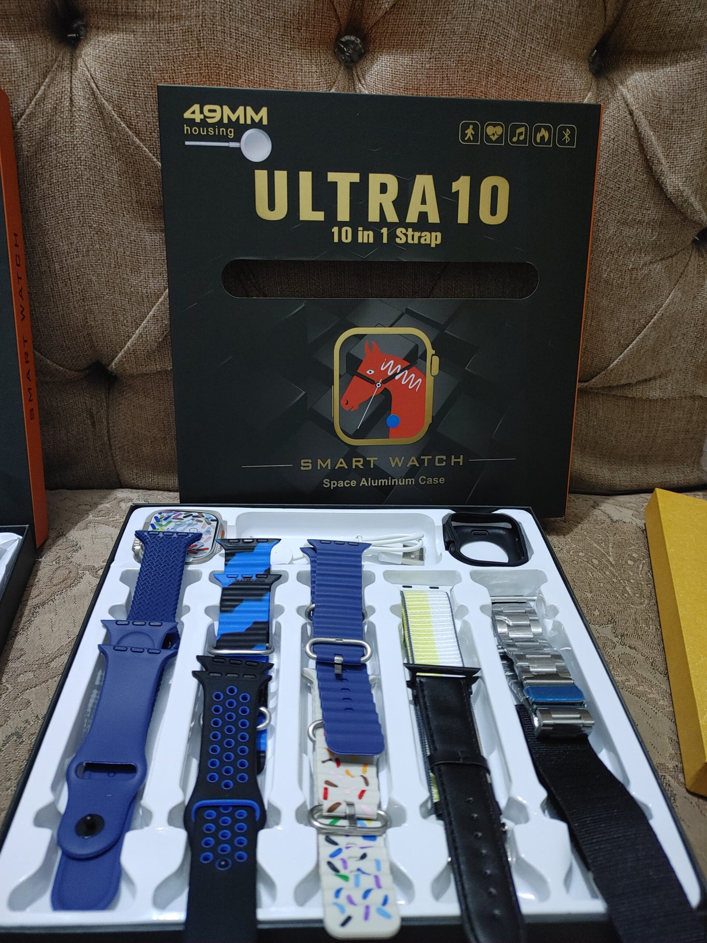Ultra 10 Smartwatch | 10 in 1 Series 8 big 2.0' HD